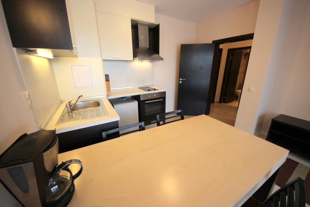 Menada Horyzont Apartments Sozopol Quarto foto