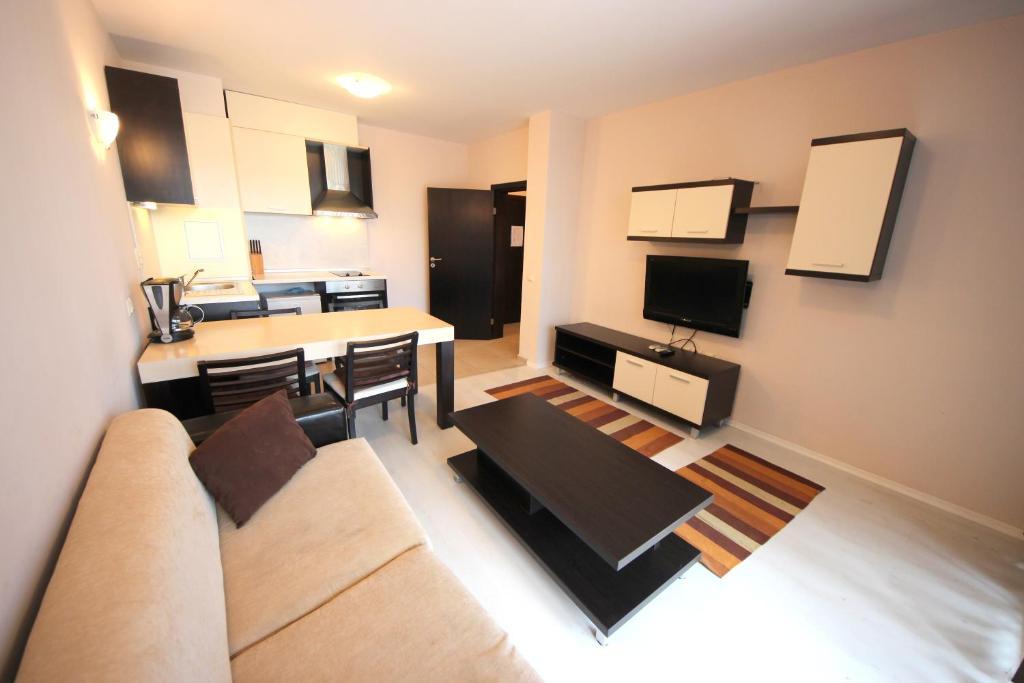 Menada Horyzont Apartments Sozopol Quarto foto
