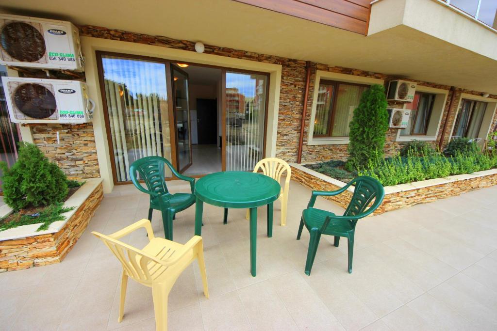 Menada Horyzont Apartments Sozopol Quarto foto