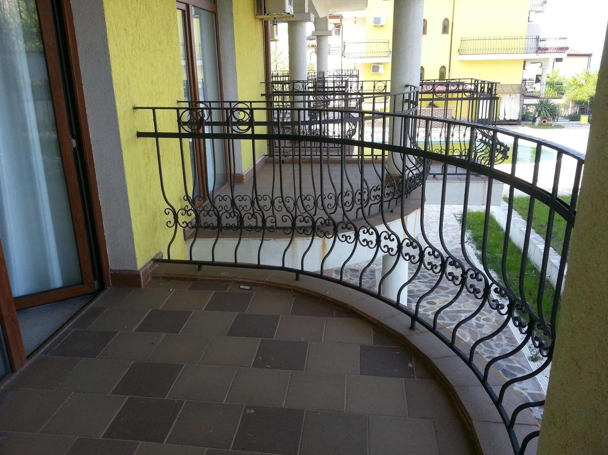 Menada Horyzont Apartments Sozopol Exterior foto